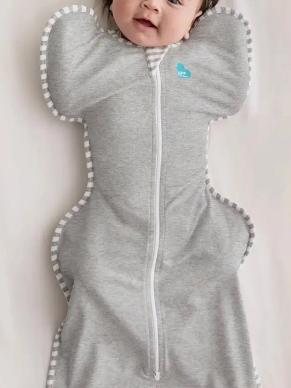 Love To Dream SWADDLE UP Original Sleep Sack Wrap Gray New Born 5-8.5 lbs Bundle